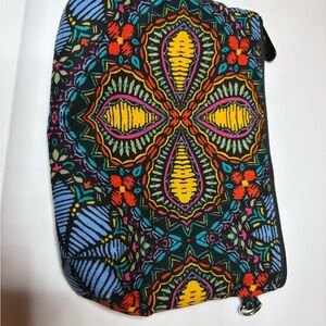 Thirty-One Gifts Mini Zipper Pouch Stitched Medallion